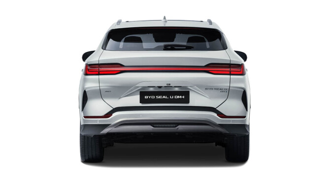 BYD Seal U 1.5 DM-i AWD Design 5dr Auto Estate - Image 6